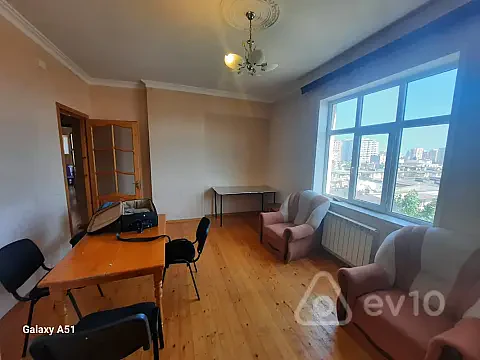 Kirayə verilir 3 otaqlı yeni tikili 80 m² — Bakı, Yasamal 3 otaq 80.00 m²