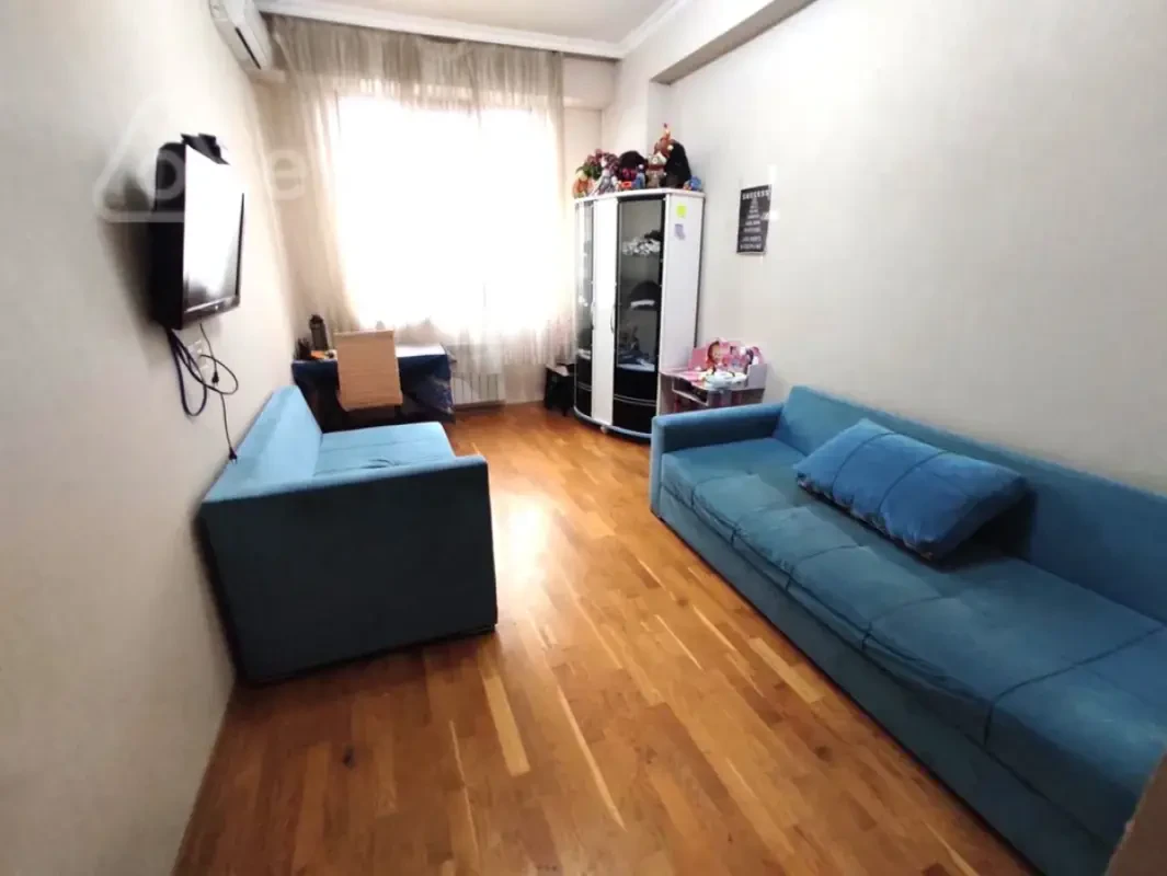 Kirayə verilir 3 otaqlı yeni tikili 70 m²