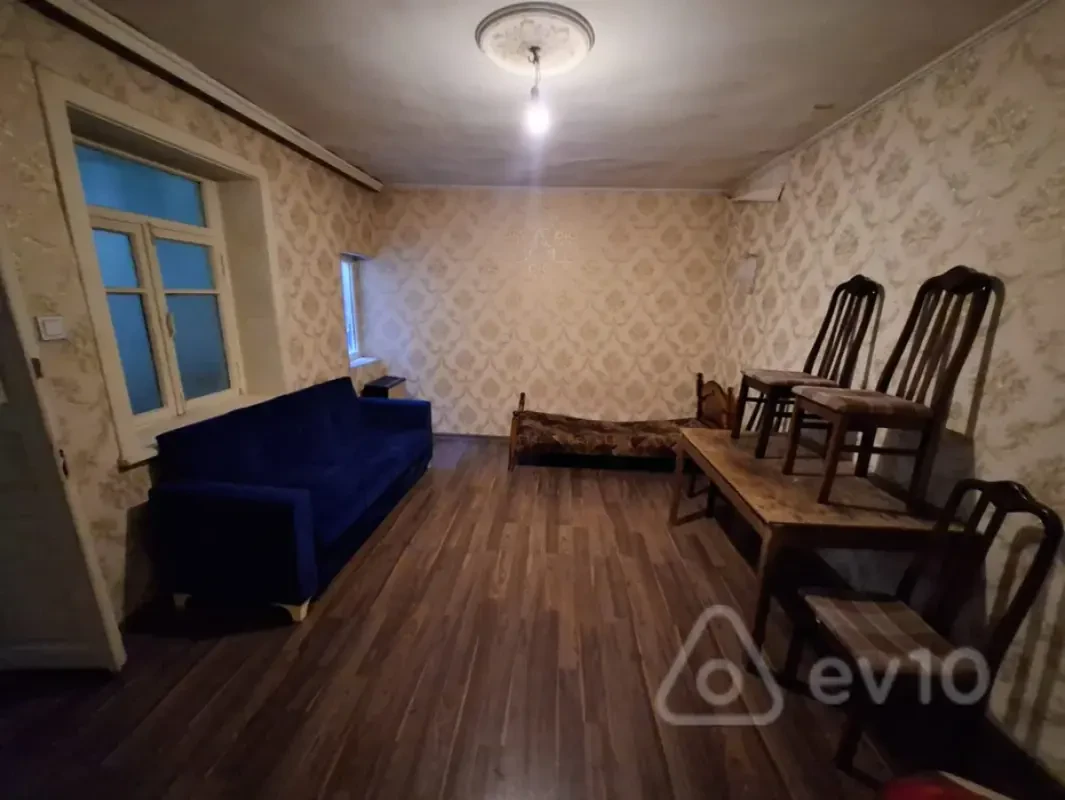 Kirayə verilir 2 otaqlı həyət evi 60 m²