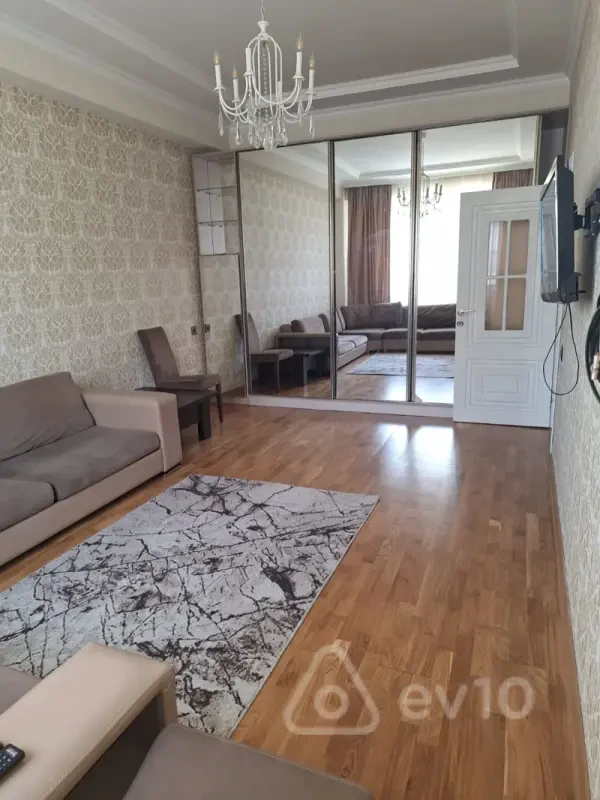 Kirayə verilir 1 otaqlı yeni tikili 50 m²