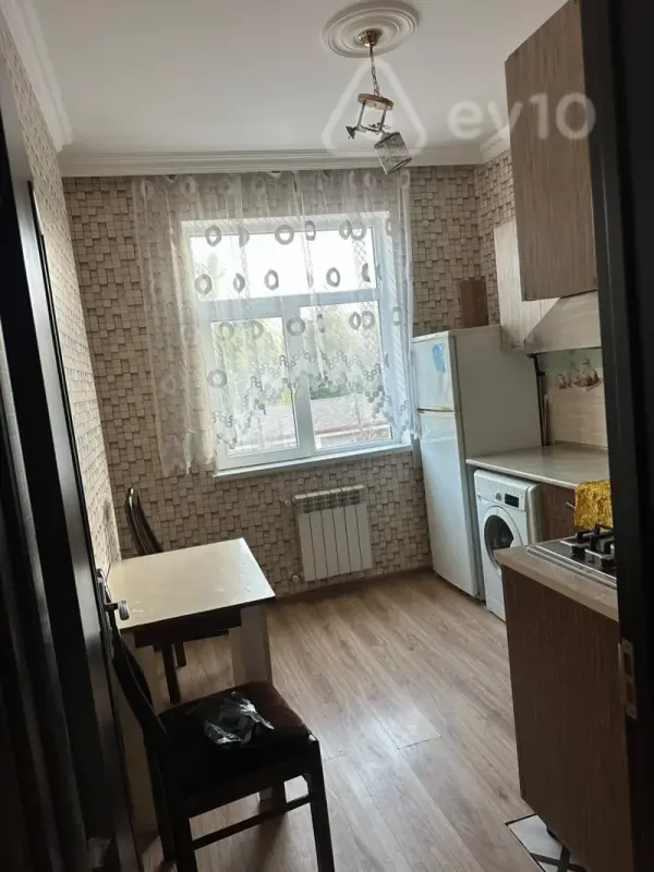 Kirayə verilir 2 otaqlı yeni tikili 52 m²