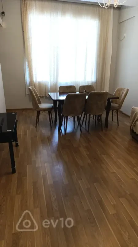 Kirayə verilir 2 otaqlı yeni tikili 76 m²