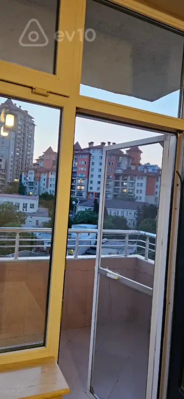 Kirayə verilir 2 otaqlı yeni tikili 100 m²
