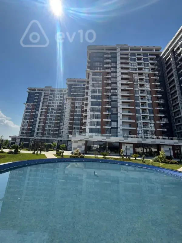 Kirayə verilir 2 otaqlı yeni tikili 60 m²