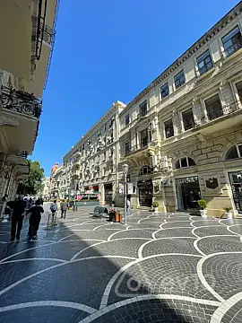 Kirayə verilir mənzil 150 m² — Bakı, Səbail 150.00 m²