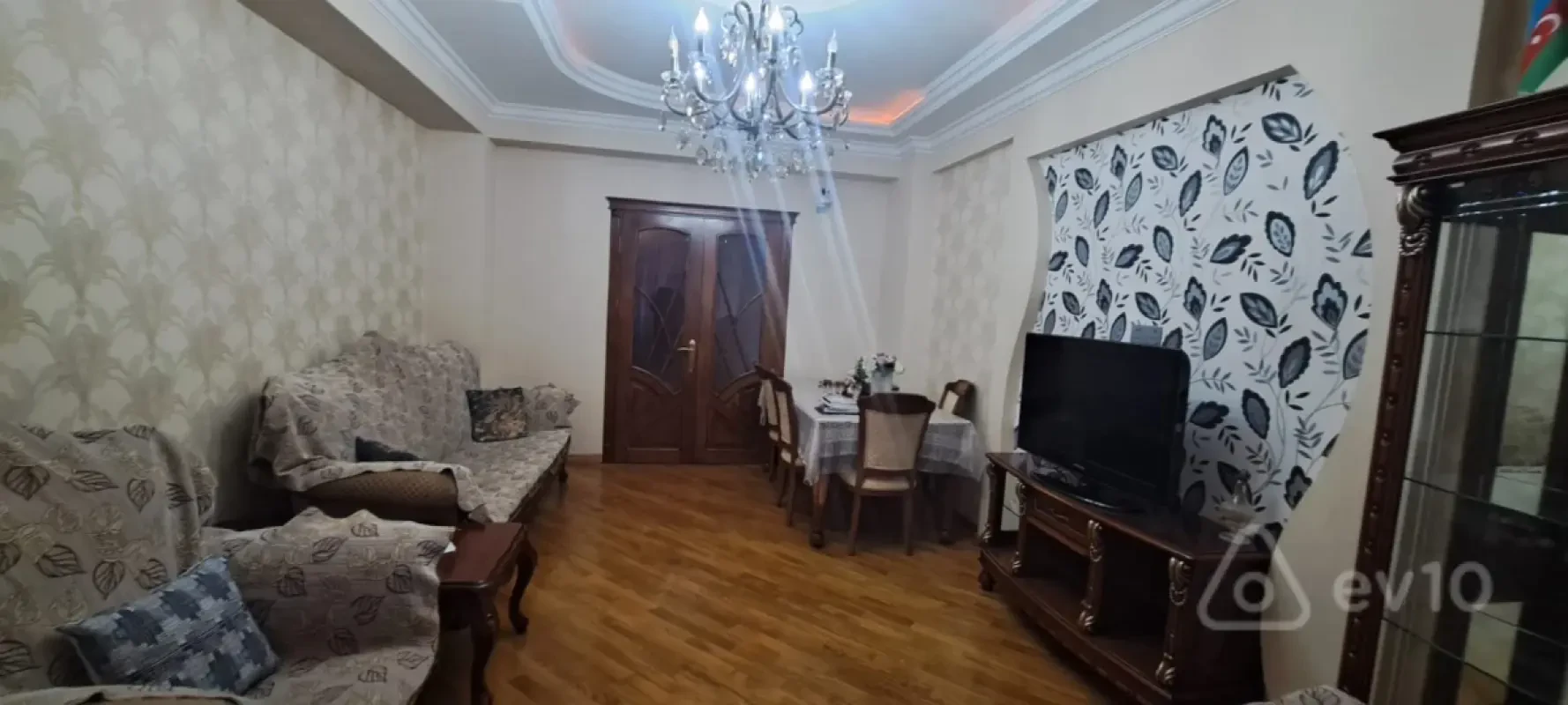 Kirayə verilir 3 otaqlı yeni tikili 93 m²