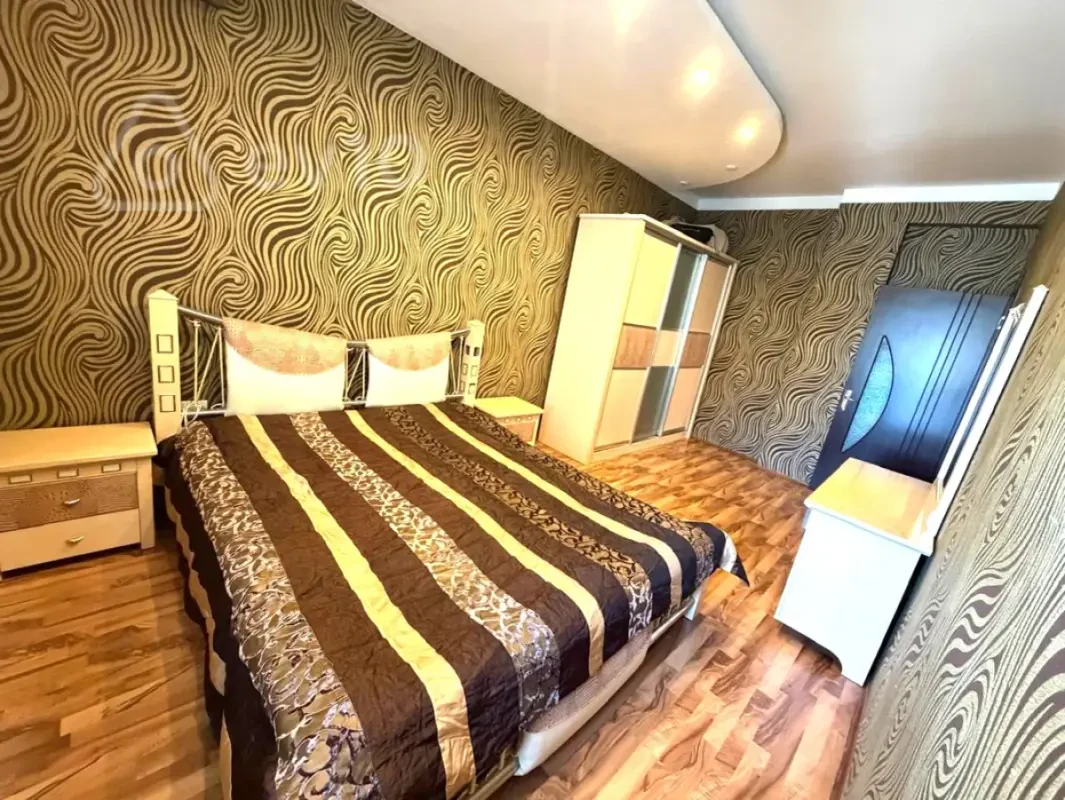 Kirayə verilir 3 otaqlı yeni tikili 90 m²