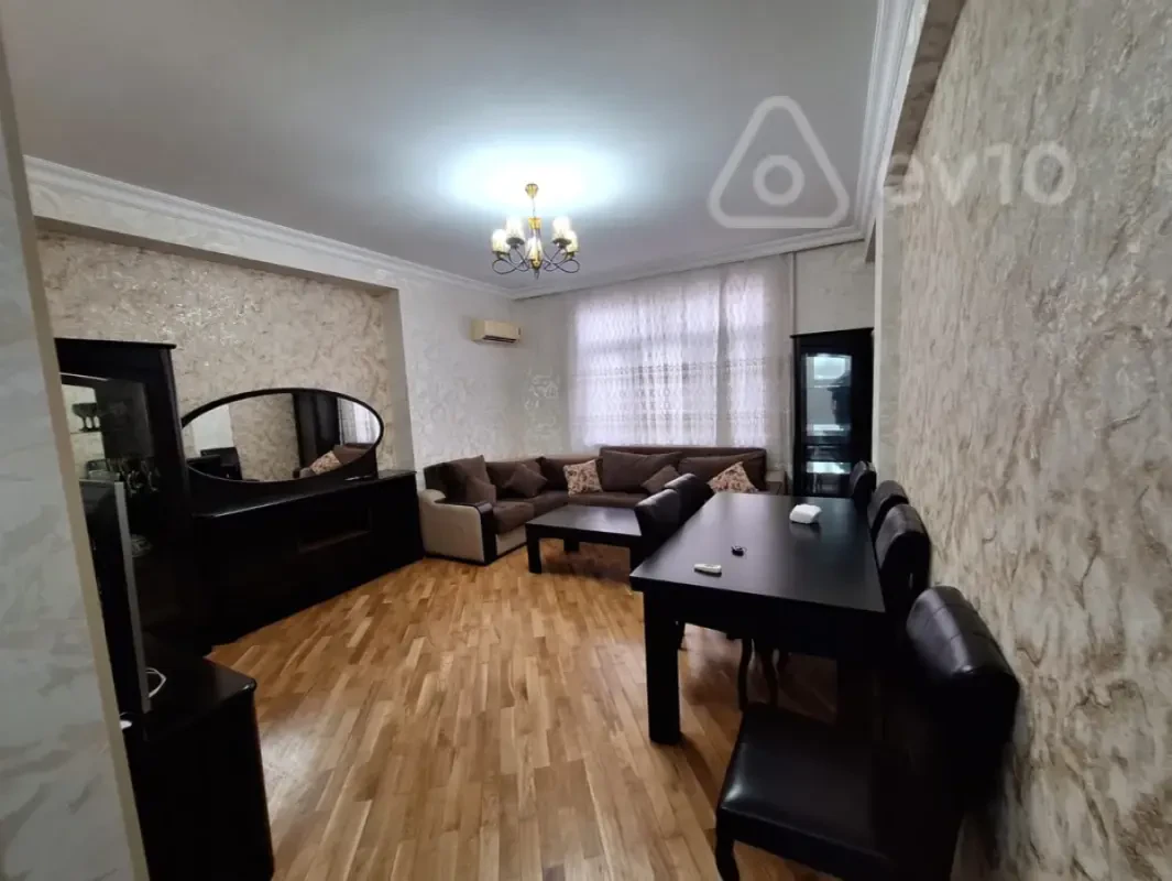 Kirayə verilir 2 otaqlı yeni tikili 90 m²