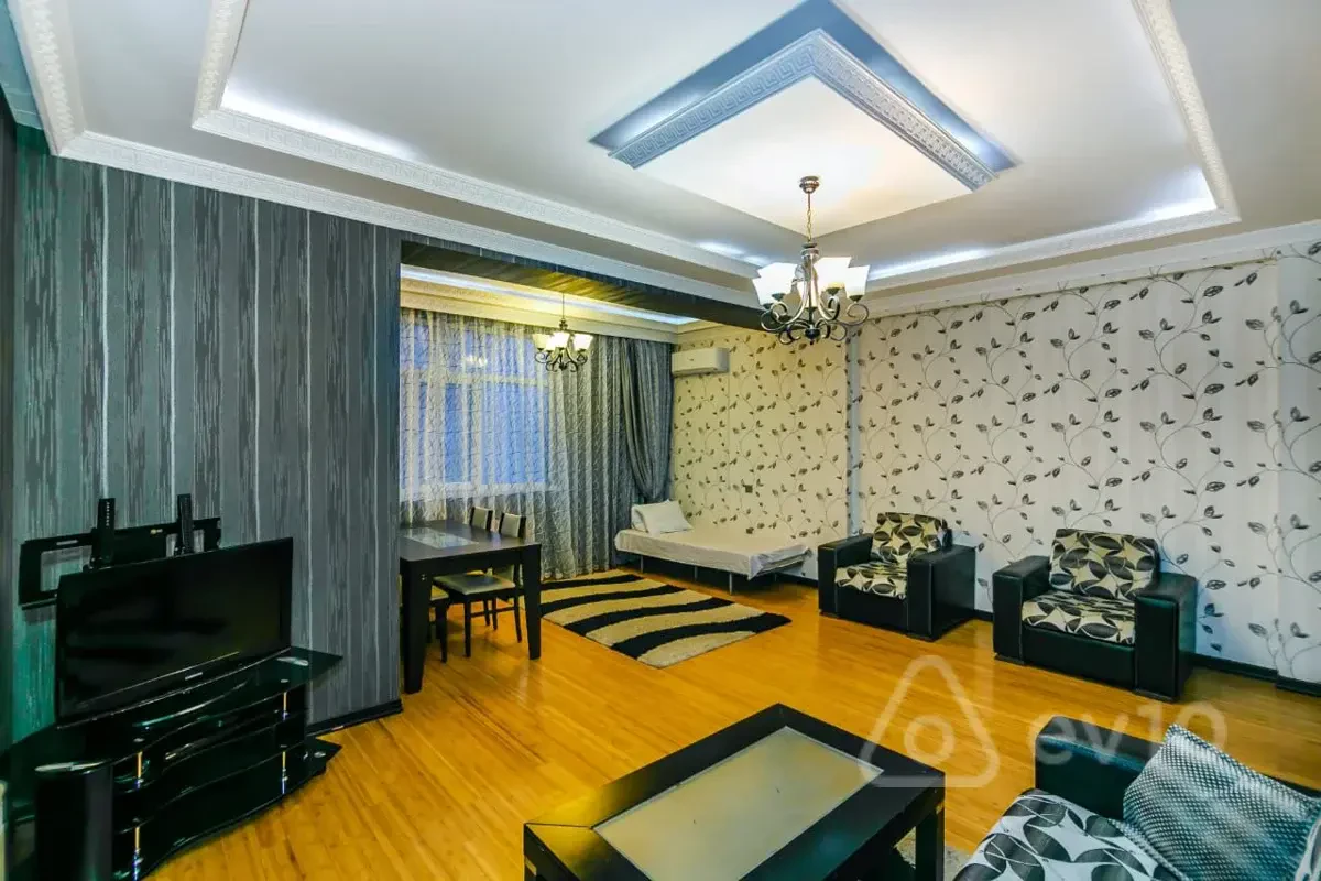 Kirayə verilir 3 otaqlı yeni tikili 120 m²