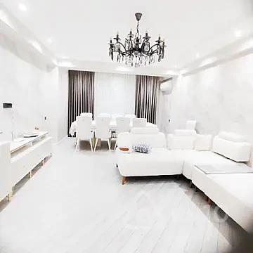 Kirayə verilir 4 otaqlı yeni tikili 140 m² — Bakı, Nizami 4 otaq 140.00 m²