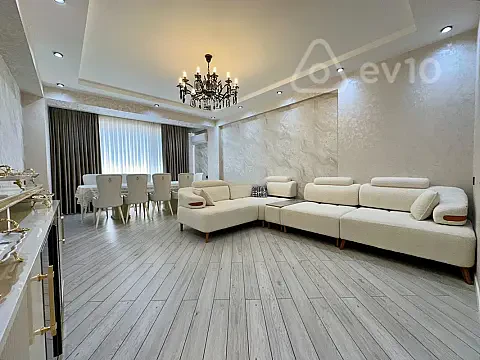 Satılır 4 otaqlı yeni tikili 140 m² — Bakı, Nizami 4 otaq 140.00 m²