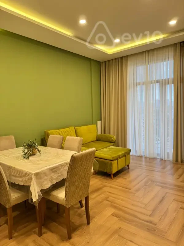 Kirayə verilir 2 otaqlı yeni tikili 75 m²