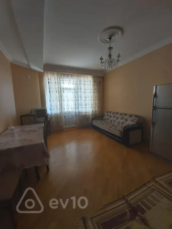 Kirayə verilir 2 otaqlı yeni tikili 55 m²