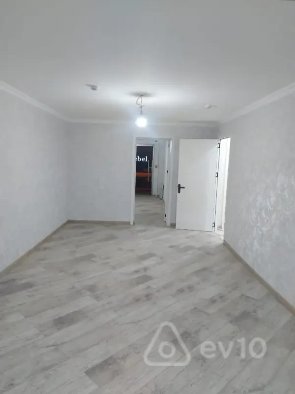 Kirayə verilir mənzil 50 m²