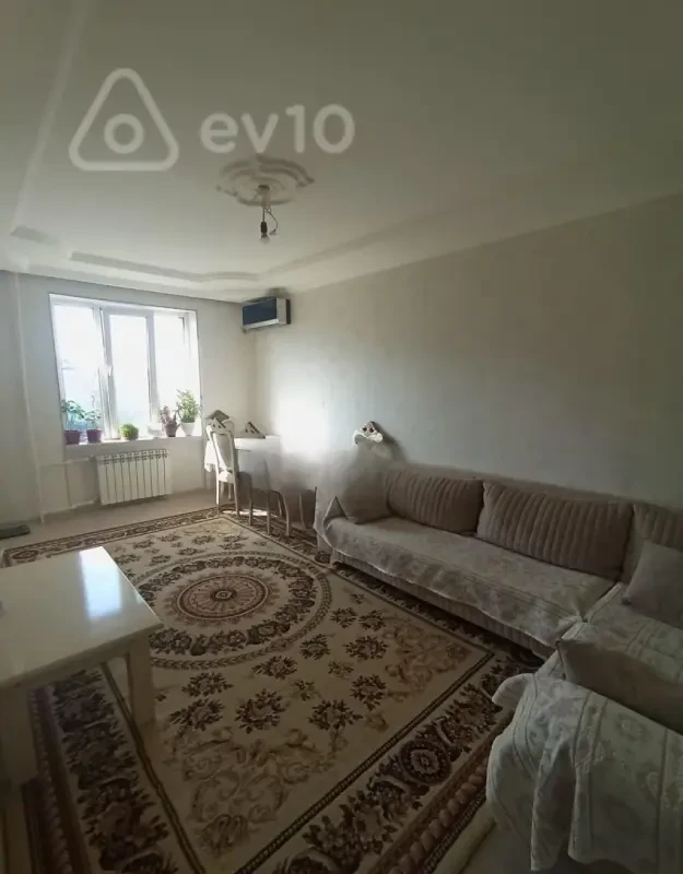 Satılır 3 otaqlı köhnə tikili 65 m²