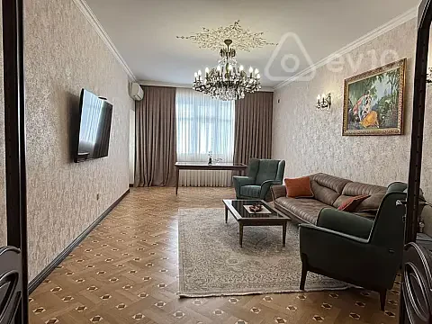 Satılır 4 otaqlı yeni tikili 165 m² — Bakı, Nərimanov 4 otaq 165.00 m²