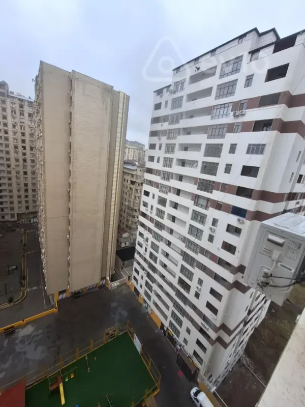 Kirayə verilir 3 otaqlı yeni tikili 104 m²