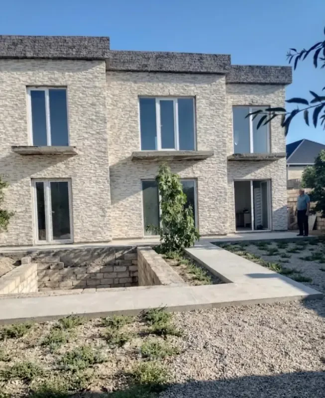 Satılır 5 otaqlı həyət evi 5 m²