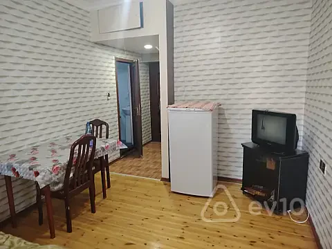 Kirayə verilir 2 otaqlı köhnə tikili 45 m² — Bakı, Nərimanov 2 otaq 45.00 m²