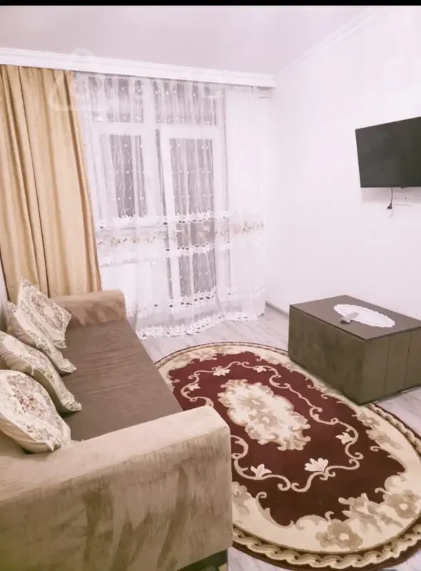 Kirayə verilir 2 otaqlı yeni tikili 40 m²