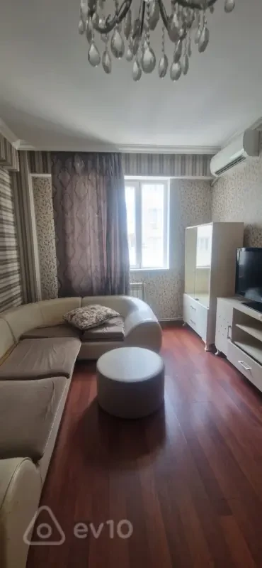 Kirayə verilir 2 otaqlı yeni tikili 63 m²