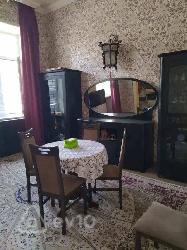 Kirayə verilir 2 otaqlı köhnə tikili 50 m²