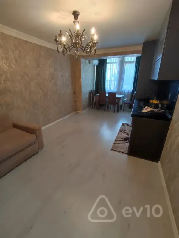 Kirayə verilir 2 otaqlı yeni tikili 50 m²