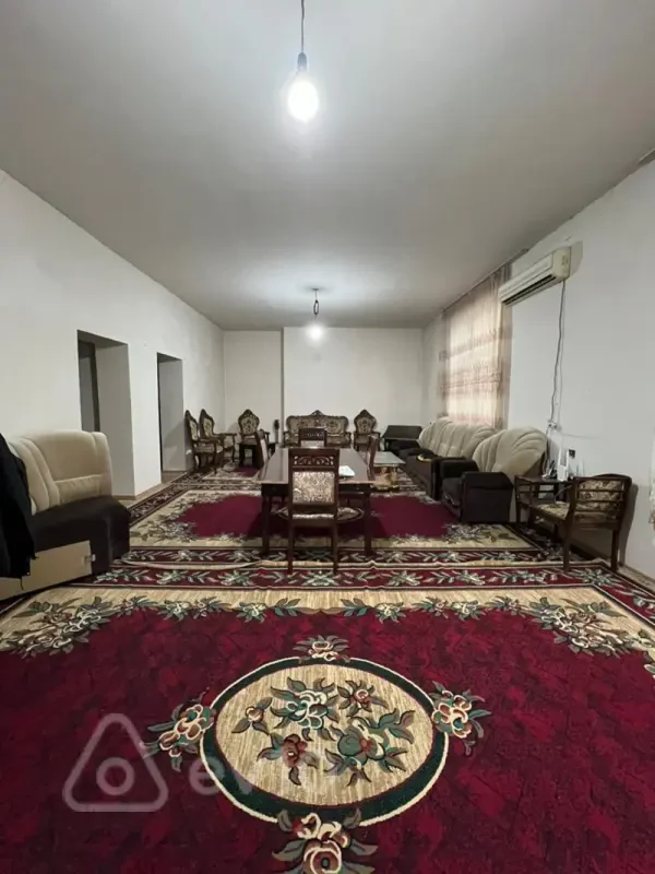 Satılır 6 otaqlı həyət evi 220 m²