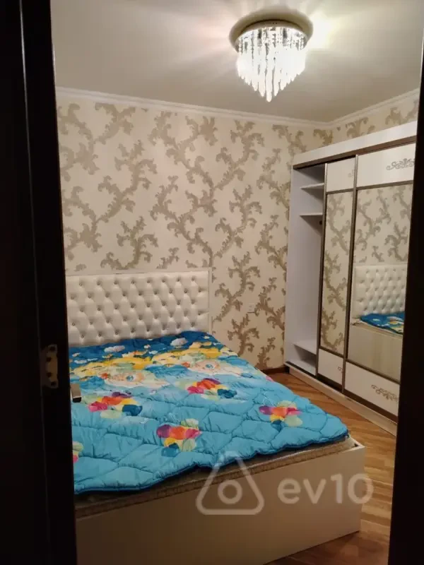 Kirayə verilir 2 otaqlı yeni tikili 56 m²