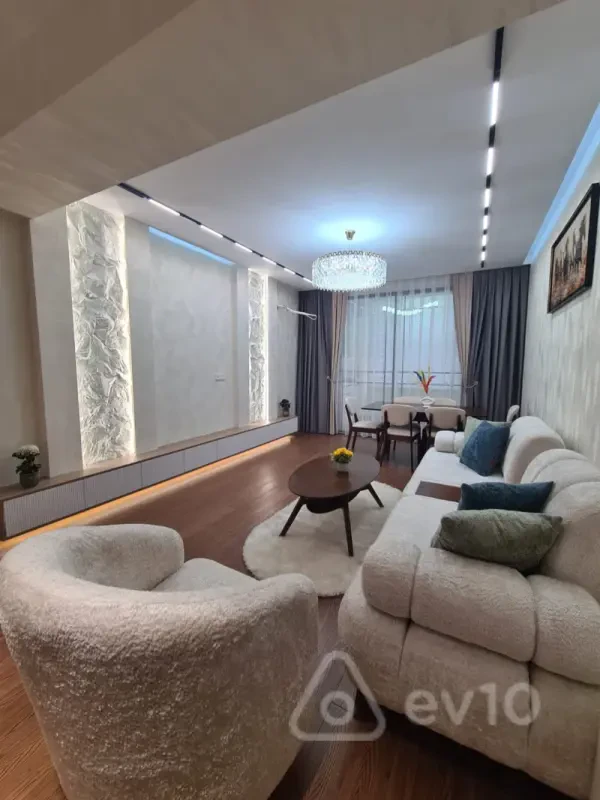 Satılır 3 otaqlı yeni tikili 101 m²
