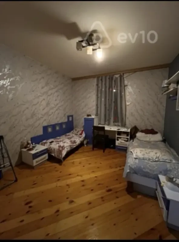 Kirayə verilir 4 otaqlı yeni tikili 100 m²