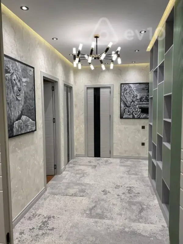 Kirayə verilir 2 otaqlı yeni tikili 97 m²