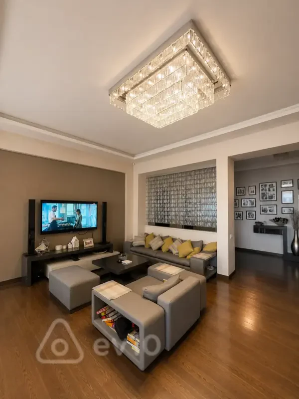 Satılır 4 otaqlı yeni tikili 185 m²