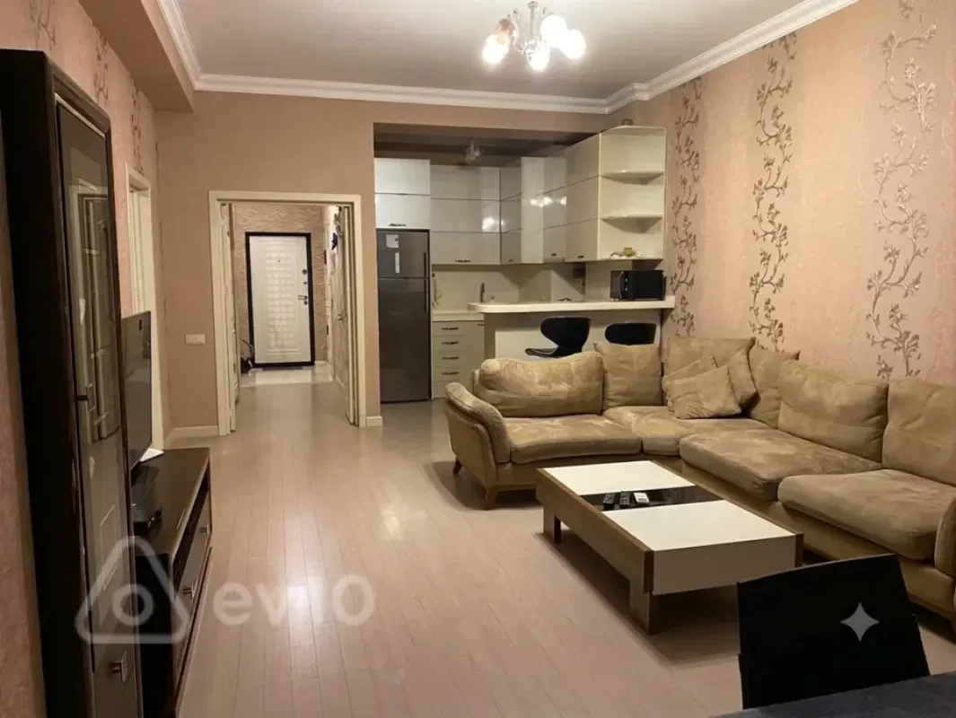 Kirayə verilir 2 otaqlı yeni tikili 78 m²
