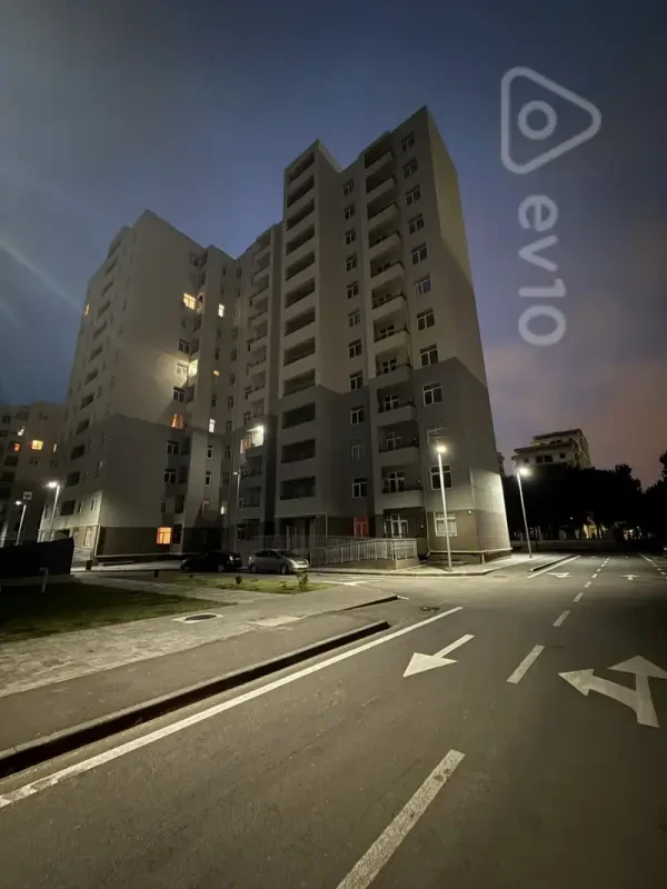 Kirayə verilir 3 otaqlı yeni tikili 80 m²