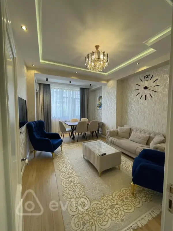 Kirayə verilir 2 otaqlı yeni tikili 75 m²