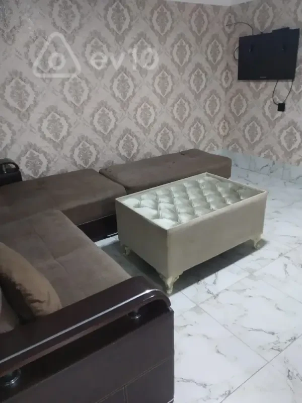 Kirayə verilir 2 otaqlı həyət evi 65 m²