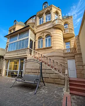 Satılır 6 otaqlı həyət evi 600 m² — Bakı, Səbail 6 otaq 600.00 m²