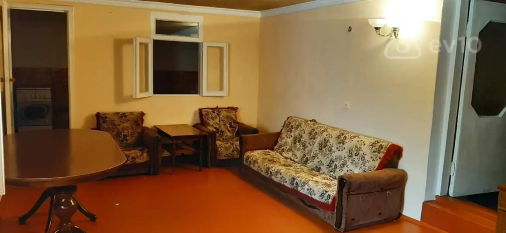 Kirayə verilir 2 otaqlı həyət evi 80 m²