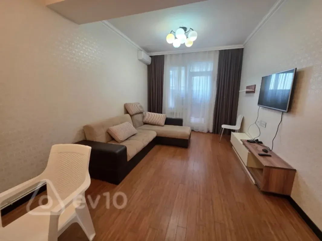 Kirayə verilir 2 otaqlı yeni tikili 55 m²