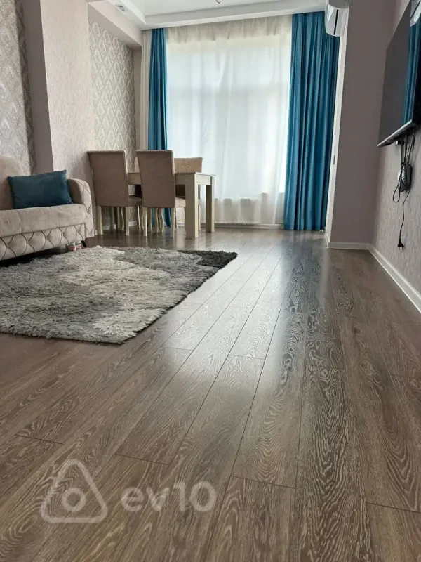 Kirayə verilir 2 otaqlı yeni tikili 55 m²