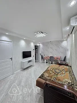 Kirayə verilir 2 otaqlı köhnə tikili 40 m² — Bakı, Nizami 2 otaq 40.00 m²