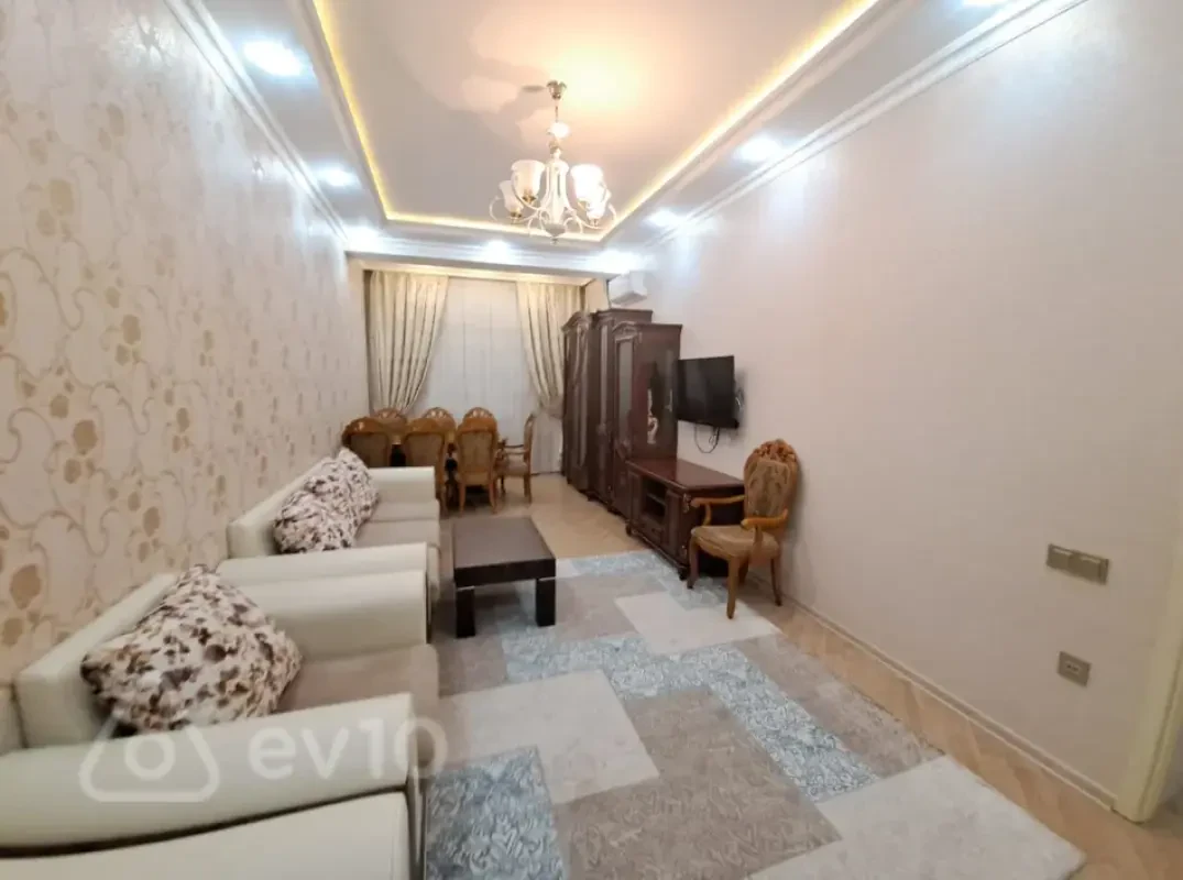 Kirayə verilir 3 otaqlı yeni tikili 95 m²