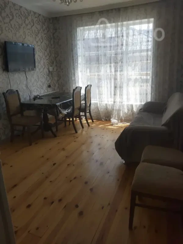 Kirayə verilir 3 otaqlı həyət evi 70 m²