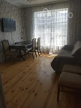 Kirayə verilir 3 otaqlı həyət evi 70 m² — Xırdalan 3 otaq 70.00 m²
