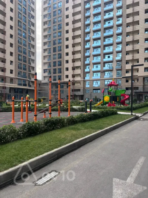 Kirayə verilir 2 otaqlı yeni tikili 82 m²