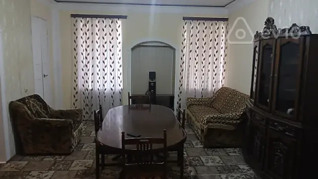Kirayə verilir 3 otaqlı köhnə tikili 80 m² — Bakı, Yasamal 3 otaq 80.00 m²