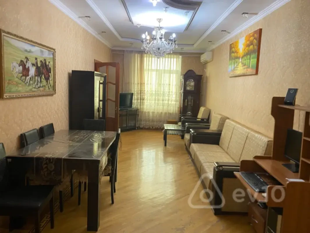Kirayə verilir 3 otaqlı yeni tikili 85 m²