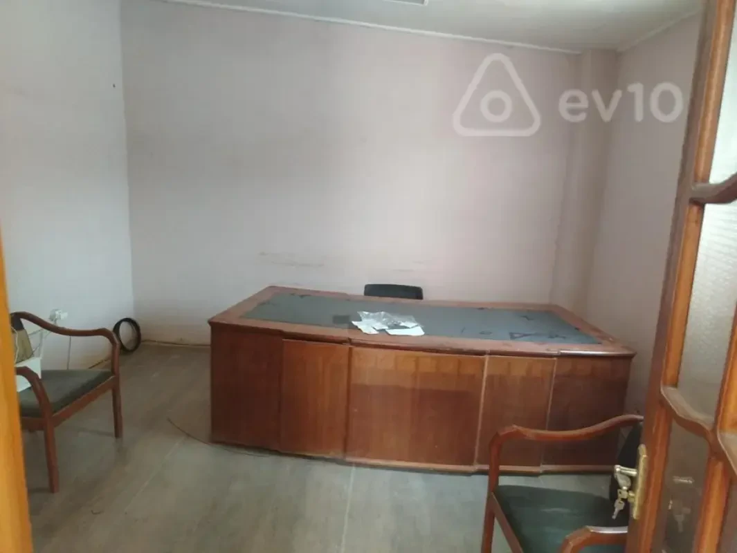 Kirayə verilir mənzil 117 m²