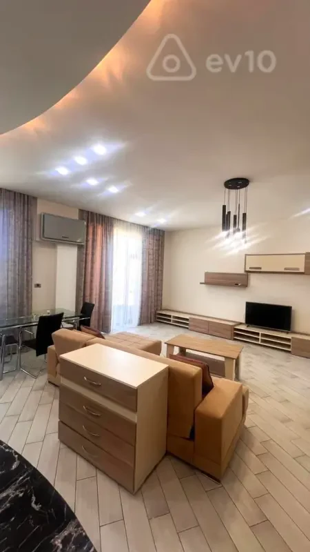 Kirayə verilir 2 otaqlı yeni tikili 60 m²